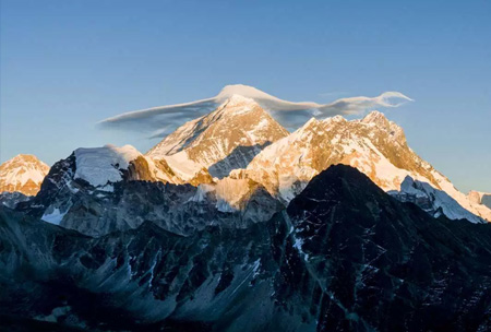 Everest region Peak